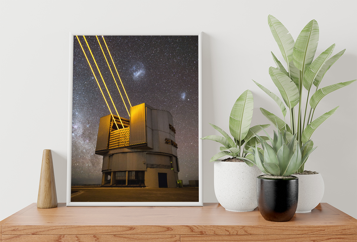 Plakat - Laserem w niebo - fototapeta.shop