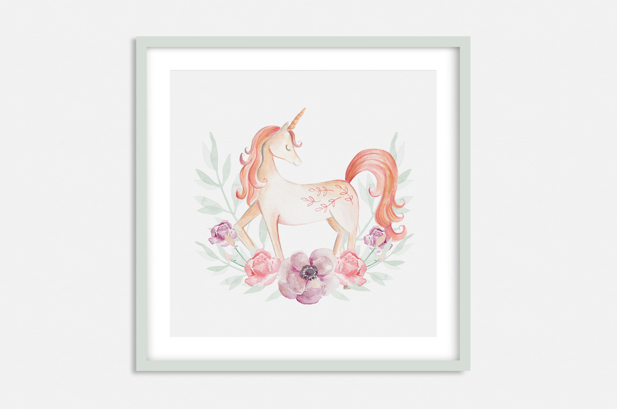 Pastelowy jednorożec i kwiaty